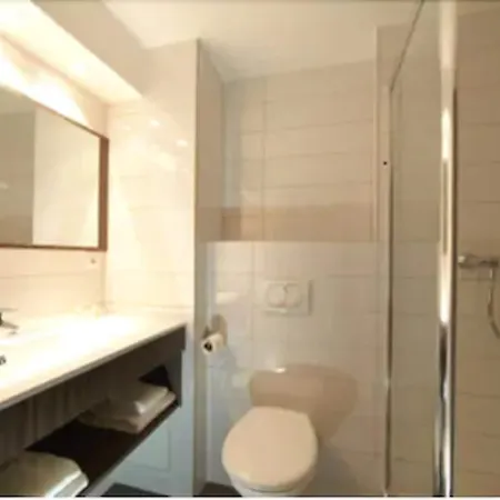 Hevea Apart Otel Valence (Drome)