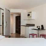 Lejlighedshotel The Originals Hevea 3*