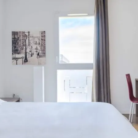 The Originals Hevea מלון דירות