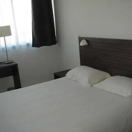 Aparthotel The Originals Hévéa Valence (Drome)